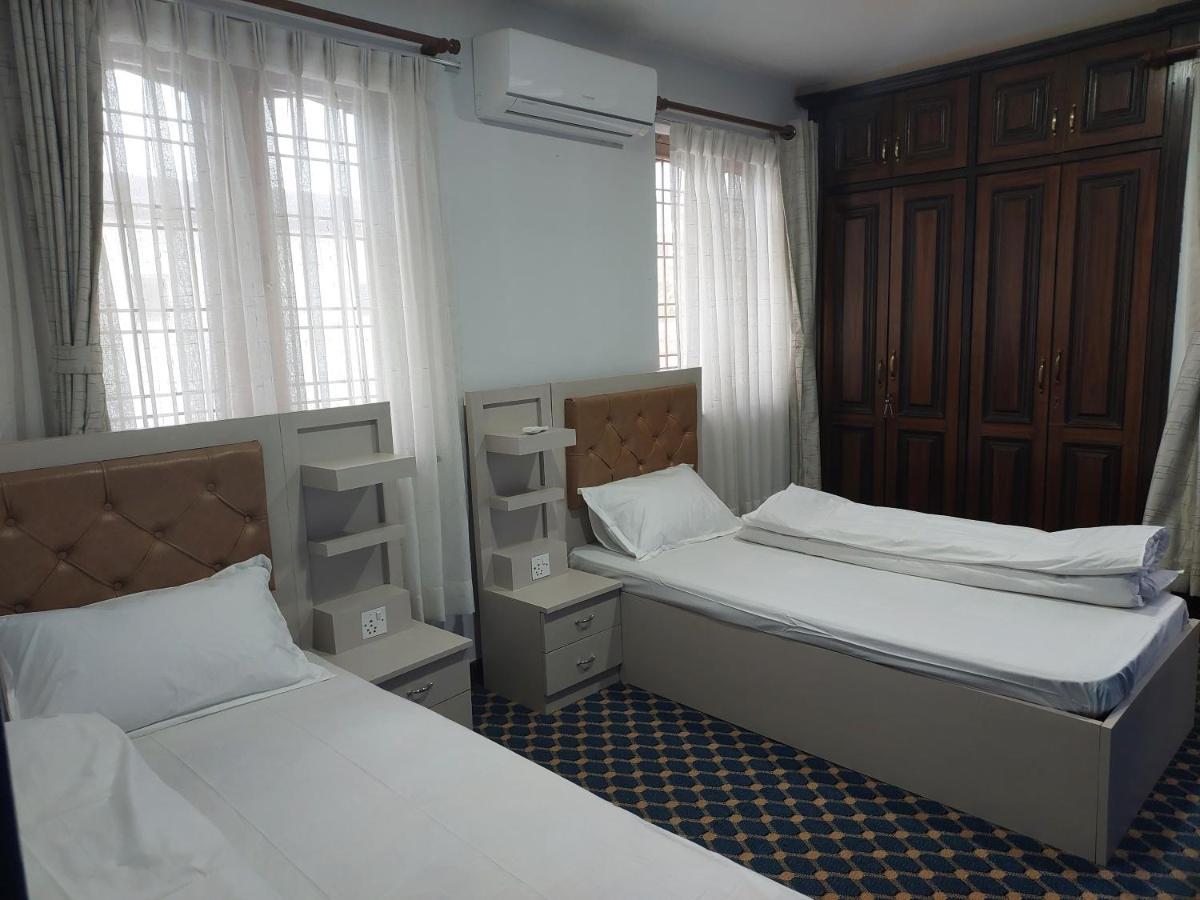 Nepal Christian Guest House Lalitpur Екстериор снимка